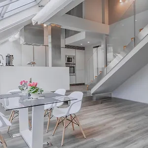 Apartment Luxury In Centre, Prag