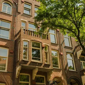 Omega 3*, Amsterdam Nederland