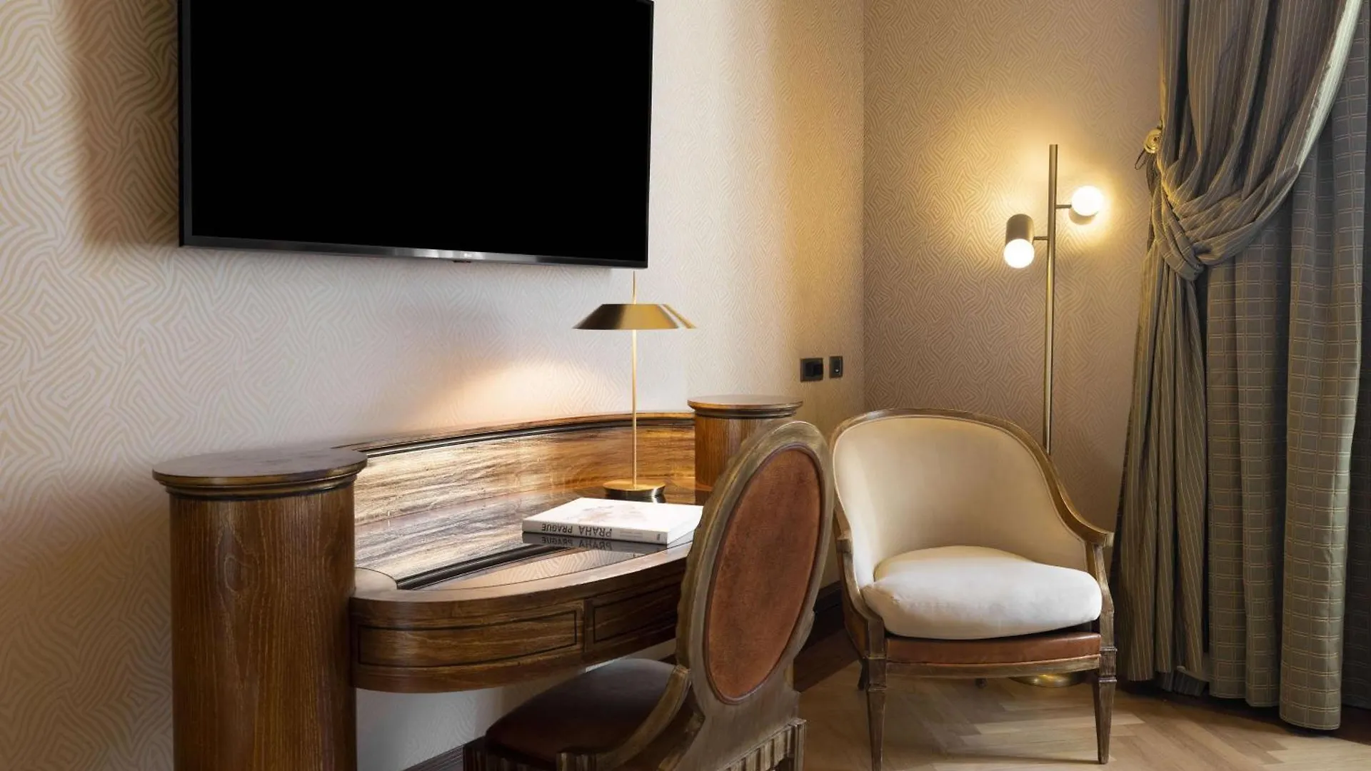 Hotel Nh Collection Prague Carlo IV