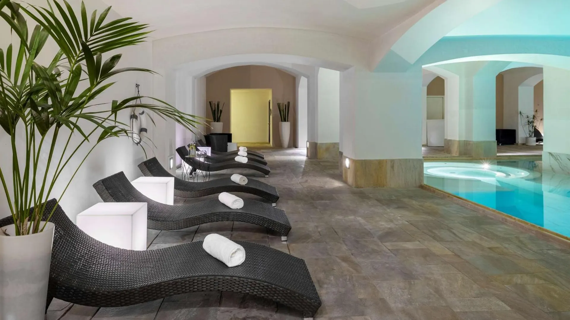 Hotel Nh Collection Prague Carlo IV