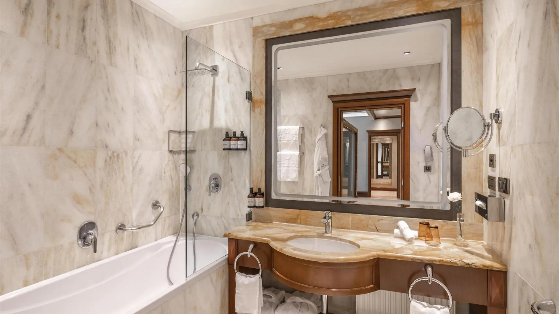 Nh Collection Prague Carlo IV Hotel 5*,  Csehország