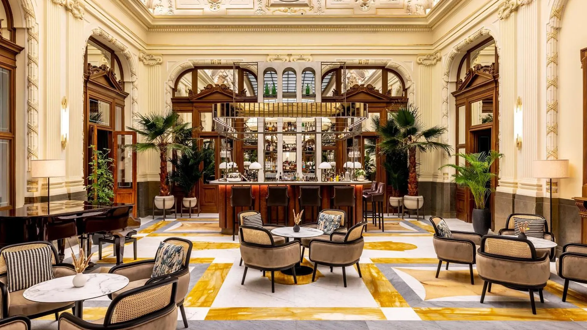 Hotel Nh Collection Prague Carlo IV 5*,